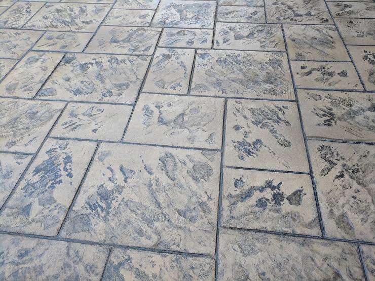 Decretive Concrete 32