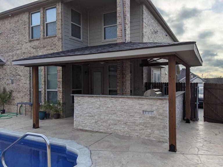 Outdoor Kitchens 26